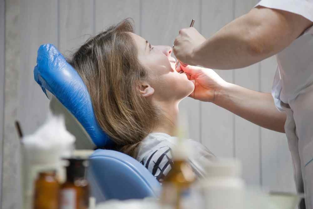 Tooth Extraction Pain Relief Home Remedies: The Complete Guide