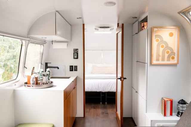 Creative Mobile Home Interior Ideas: Transform Your Space with Style